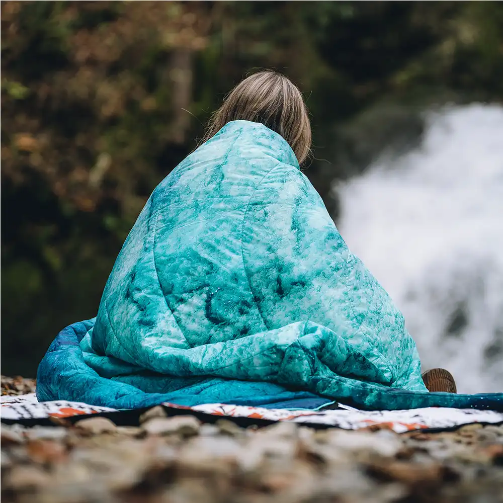 OLIFE Thermagic Lightweight Outdoor Winter Blanket Set